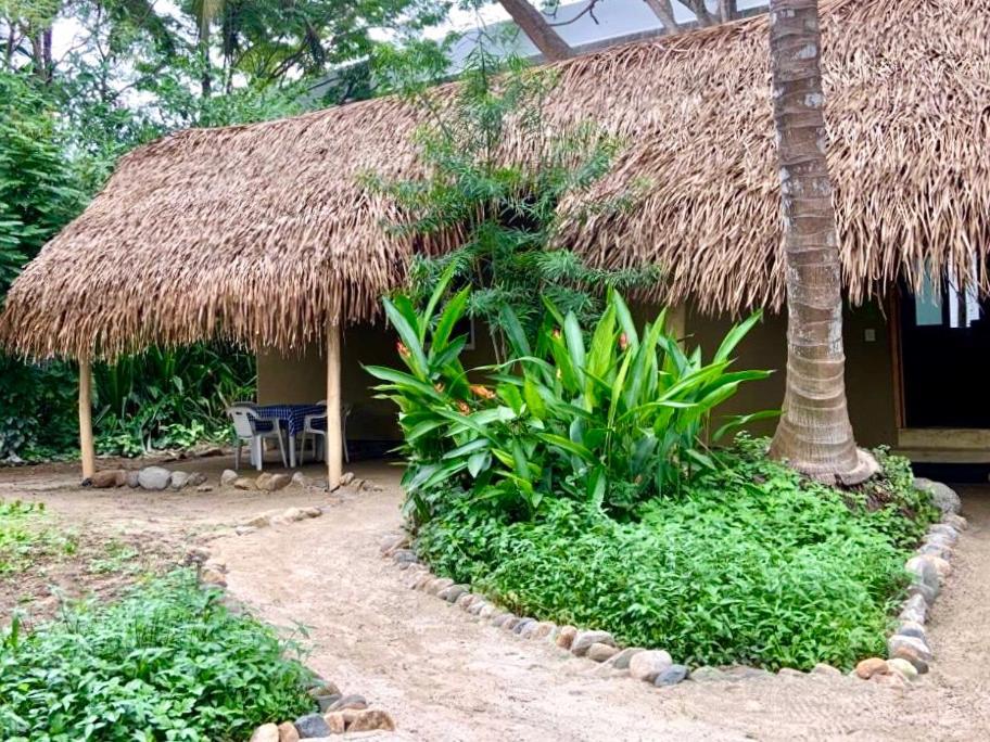 Junto Al Rio Bungalows & Suites Sayulita Exterior foto